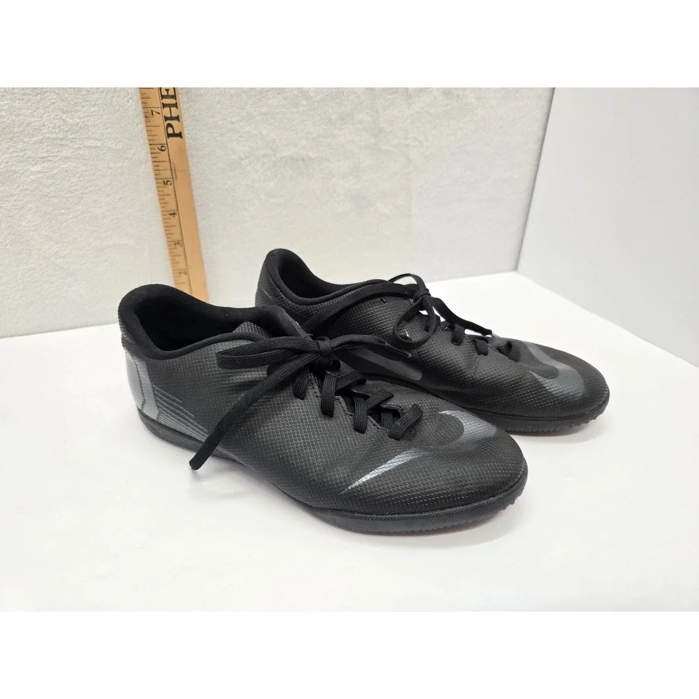 Nike Mercurial Vapor 13 Academy IC Indoor Soccer Shoes Black Kids 5Y